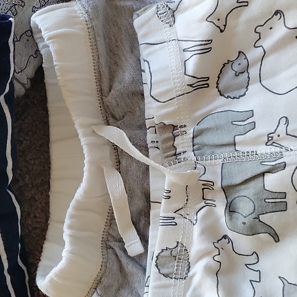 6mo Fall Bundle 🍁 - Picture 2 of 4